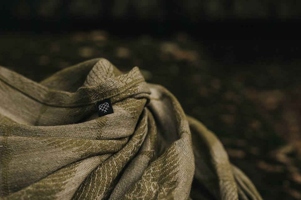 Ehawee Slings Seeds CRANES CACHI  Wrap (linen, wool) Image