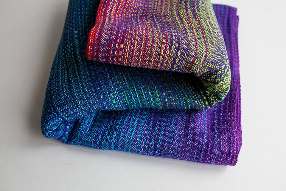 Rainbow cloud crackle weave Anvi  Wrap  Image