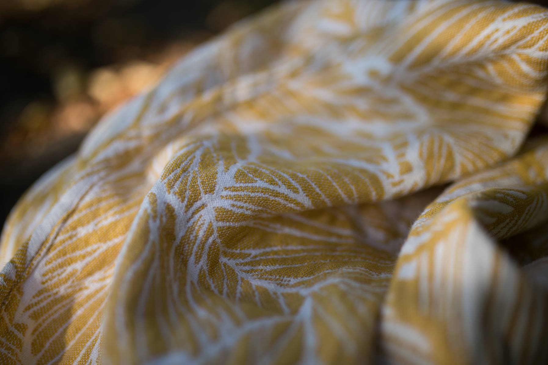 Marisso Slings Aspen golden fall Wrap (silk, linen) Image